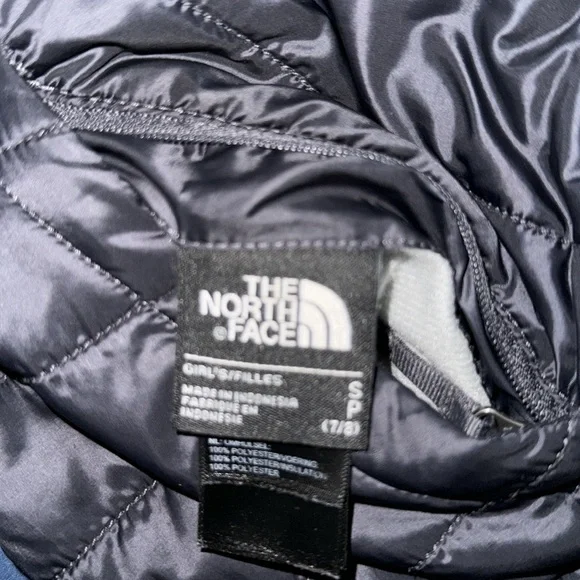 The North Face Girls’ Reversible Shasta Full-Zip Jacket